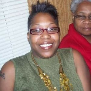 Meet your Posher, Bobbi